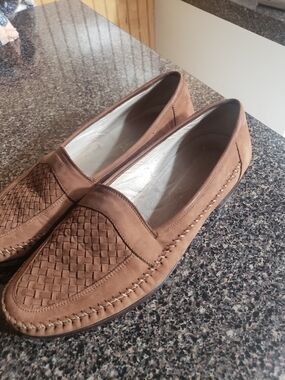 Men Suede Leather Made In Italy Slip On Loafer Dress Shoe 9.5 Detail Weave Toe